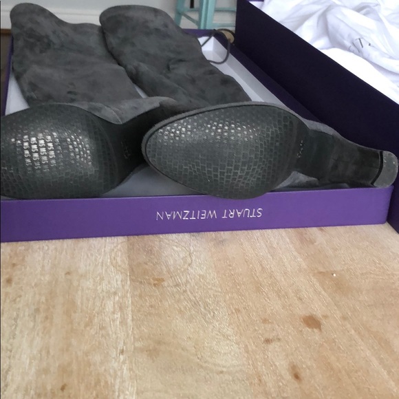Stuart Weitzman 👢 Highland Boots (Slate Gray) - Picture 4 of 4